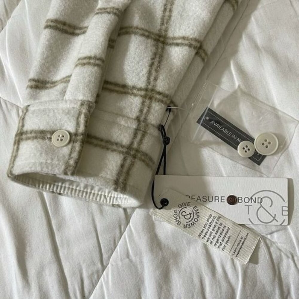 Treasure & Bond Plaid Button Down Carson Pane Boxy Women's Small Shirt J… - Picture 3 of 14
